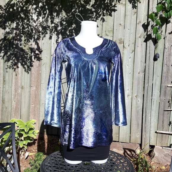 Style & Co. Tops - Style & co. Butterfly velvet top size PS